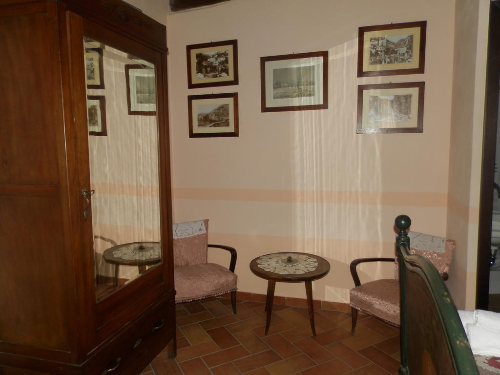 Residenza Di Paese Castello Del Poggio Hotel Ferentillo Room photo