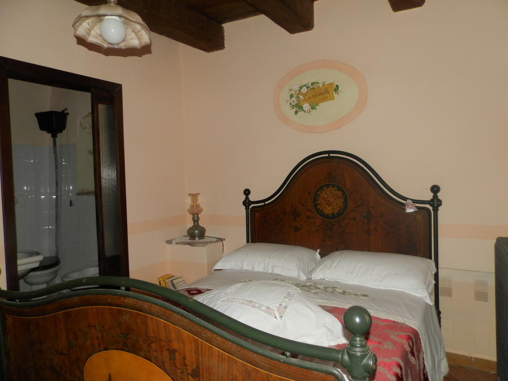 Residenza Di Paese Castello Del Poggio Hotel Ferentillo Room photo